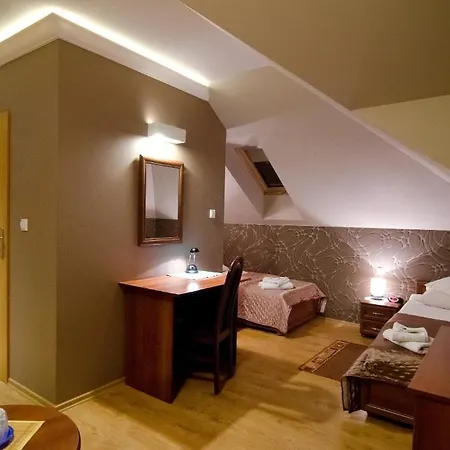 Hotelik Gosciniec Pod Sosnami Drzonkow Zielona Gora  Room photo