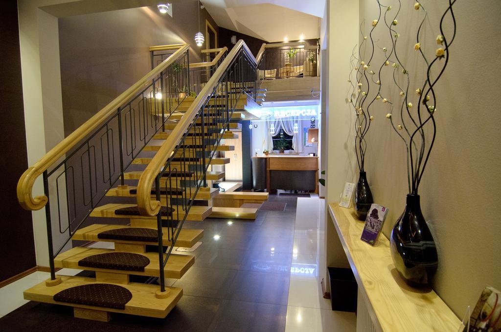 Guest house Hotelik Gosciniec Pod Sosnami Drzonkow 3*