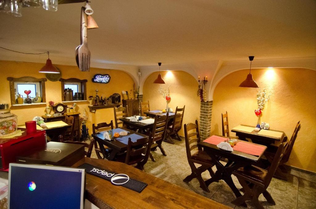 Hotelik Gosciniec Pod Sosnami Drzonkow