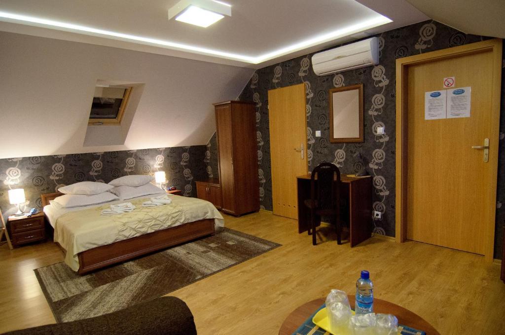 Guest house Hotelik Gosciniec Pod Sosnami Drzonkow